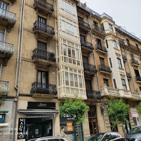 Apartamento Catedral Del Buen Pastor Апартаменты Сан-Себастьян